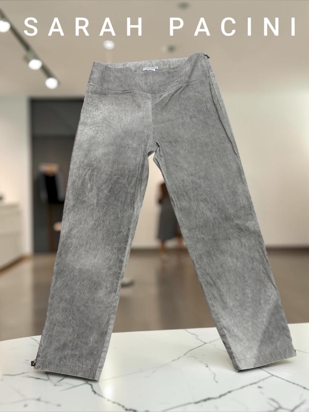 Sarah Pacini Italy, Gray Stretch Pants, Size 2, Side Zip Ankle Zippers Designer